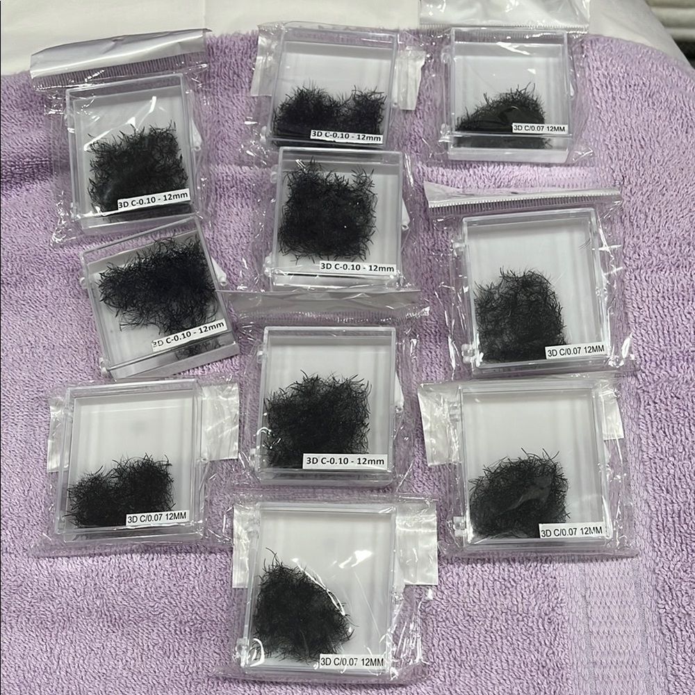 Premium Black Eyelash Extensions